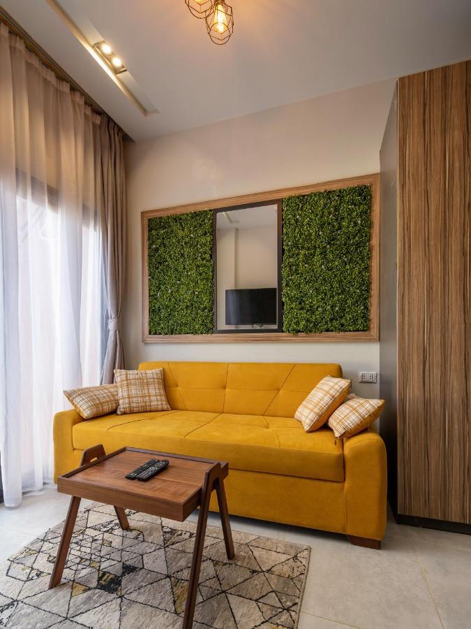 Travelholic Residence Golden Gates Caïro Buitenkant foto