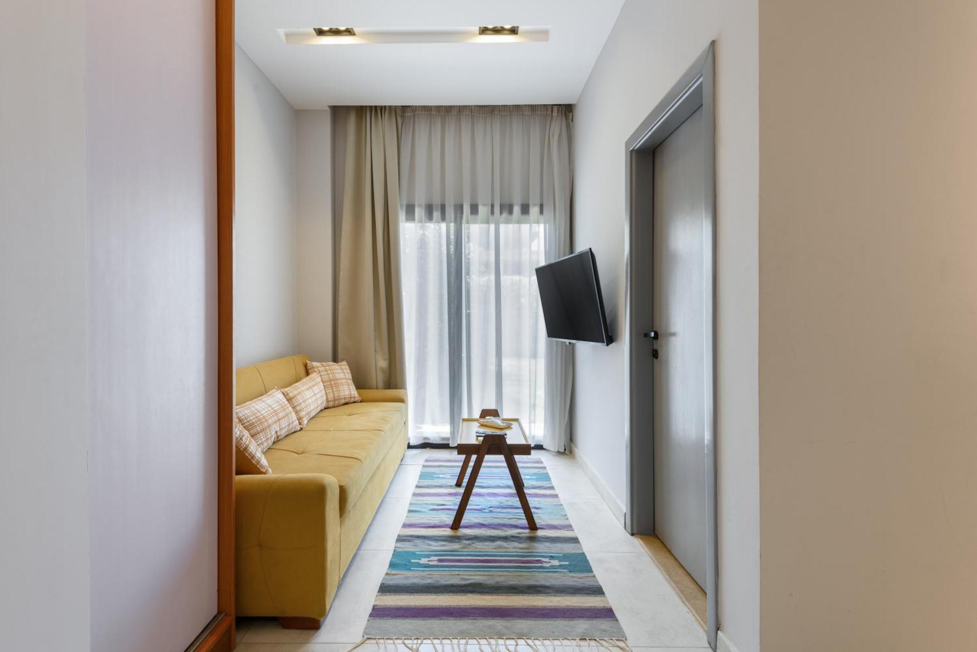 Travelholic Residence Golden Gates Caïro Buitenkant foto